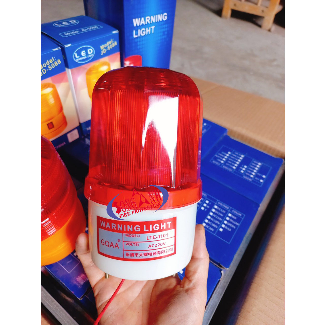 Đèn cảnh báo ko còi 220v